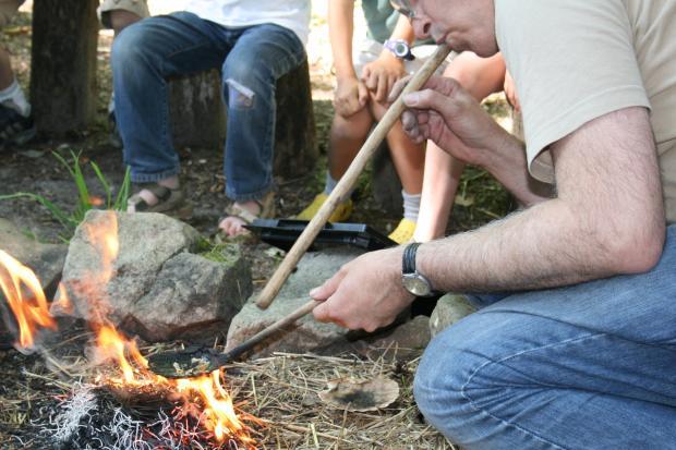 Démonstration d'allumage d'un feu