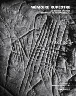 Couverture Mémoire rupestre, les roches gravées du Massif de Fontainebleau.