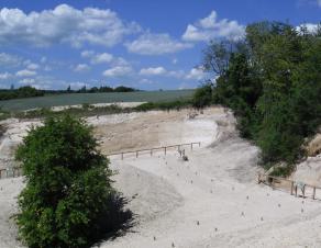 Vue du site géologique et archéolgique de Vernou La Celle (77).