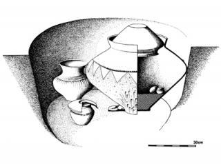 Reconstitution de la disposition du mobilier de l’incinération n° 5.