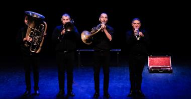 Photographie des musiciens de la compagnie Odyssée ensemble & Cie sur scène