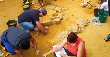 Vue du chantier de fouilles préhistoriques d'Ormesson (77)