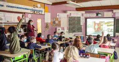 Vue depuis une classe d'une visite guidée à distance de l'exposition "Les Sénons"