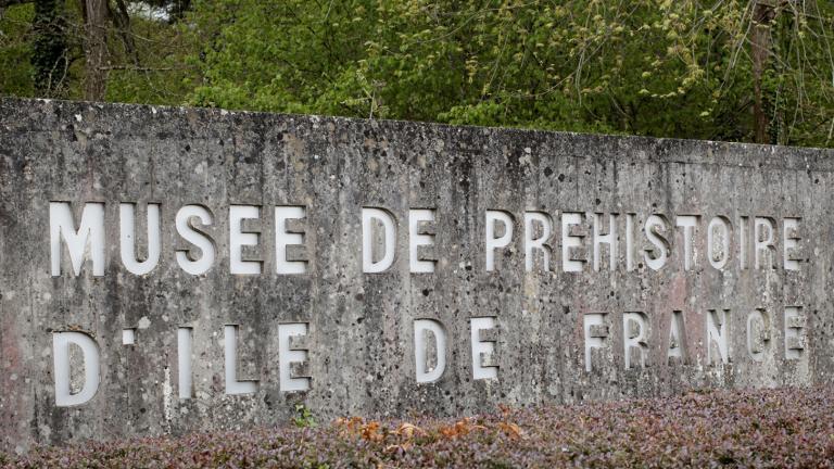 Le musée départemental de Préhistoire d’Île-de-France.